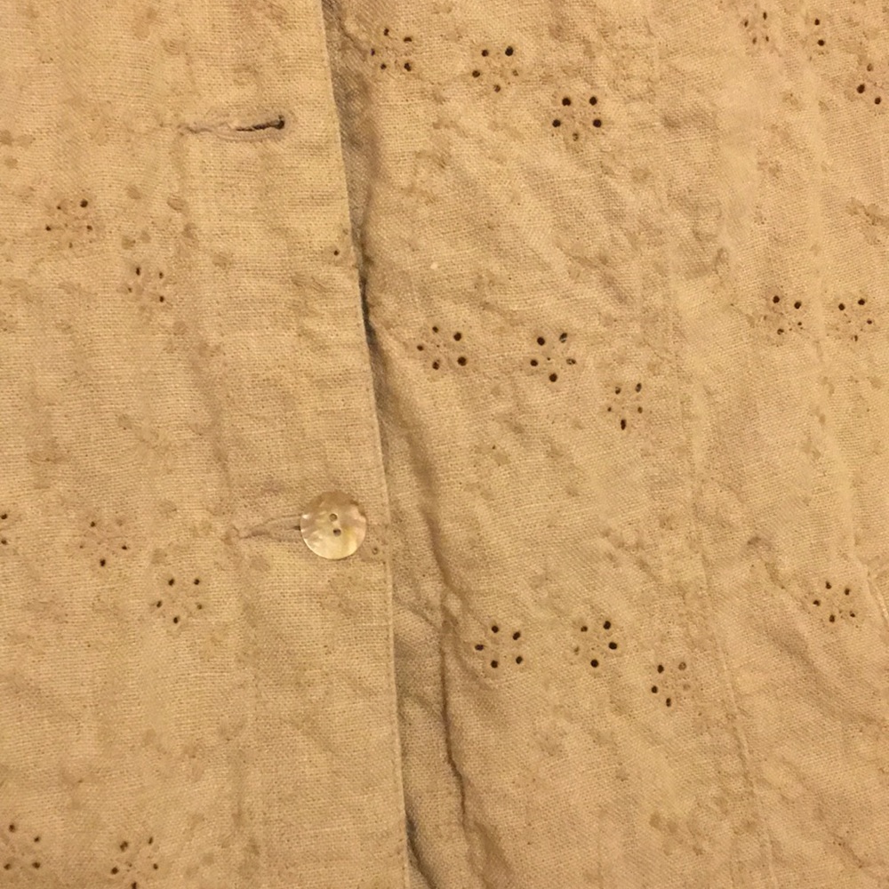 Eyelet linen jacket - Picture 2 of 2